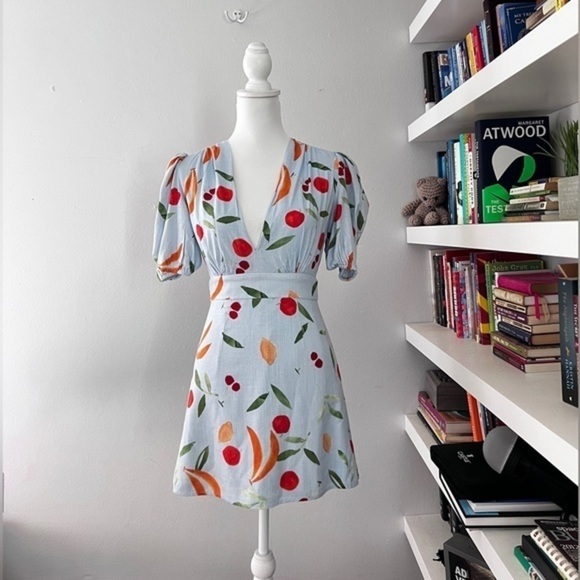 Finders Keepers Mixed Fruit Bowl Calypso Mini Dress Linen Blend Small size 4 - Picture 2 of 16